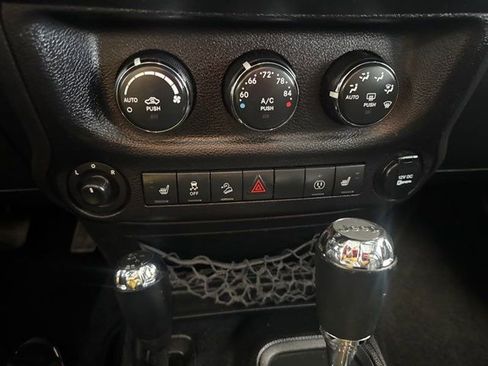 Used 2014 Jeep Wrangler Unlimited Sahara w/ Dual Top Group image 18