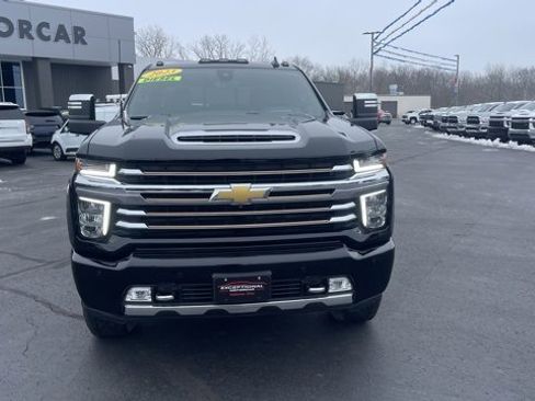 Used 2023 Chevrolet Silverado 3500 High Country image 9
