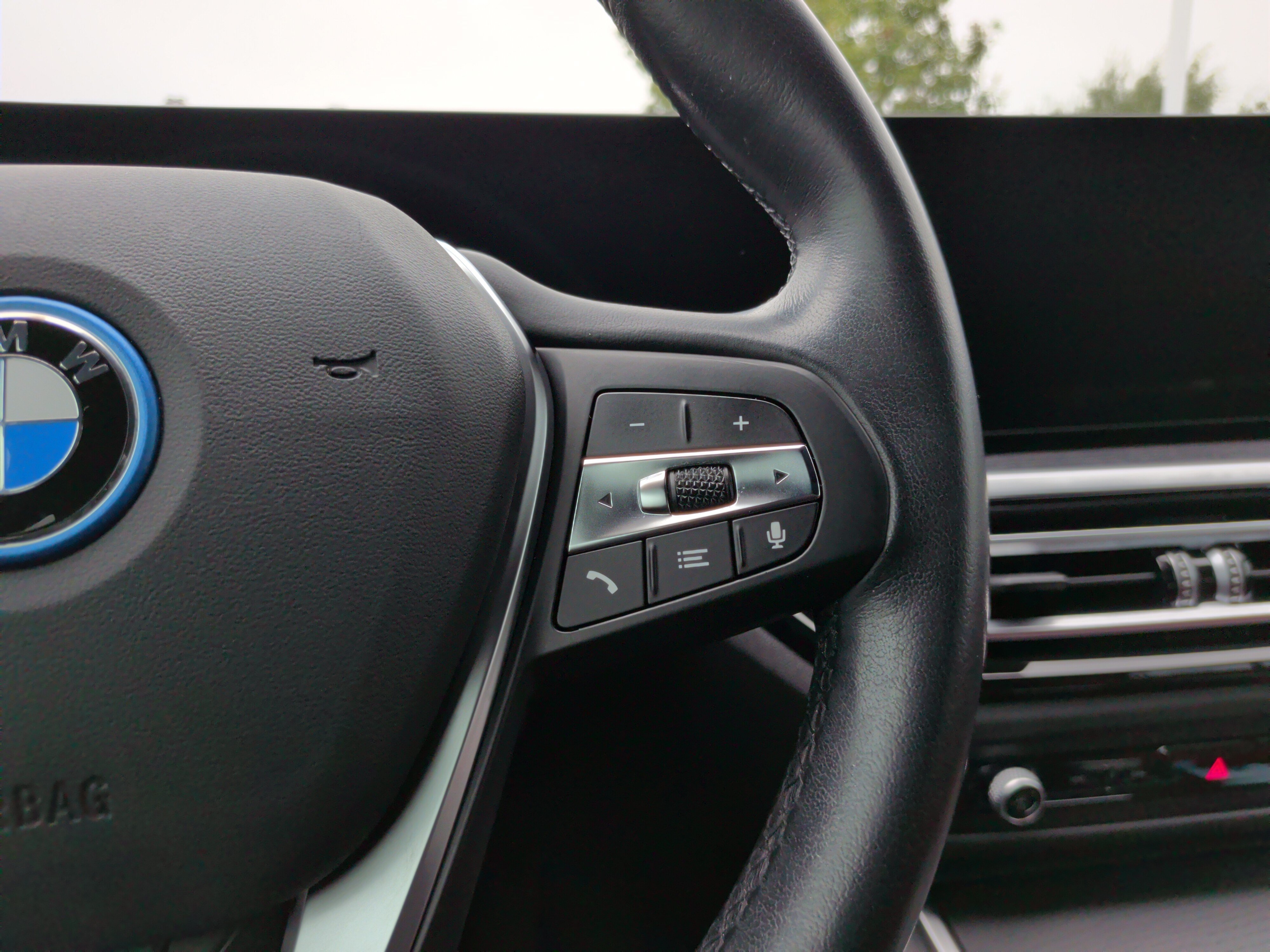 Used 2023 BMW i4 eDrive35 w/ Premium Package RWD image 22