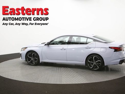 Used 2023 Nissan Altima 2.5 SR FWD image 64