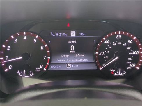 Used 2023 Nissan Frontier Pro-X w/ Pro Convenience Package RWD image 11