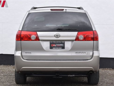 Used 2008 Toyota Sienna LE image 4