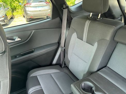 Used 2026 Chevrolet Blazer LT FWD image 37