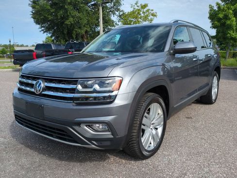 Used 2019 Volkswagen Atlas SEL AWD/4WD image 2