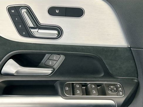 Certified 2024 Mercedes-Benz GLA 35 AMG 4MATIC image 21