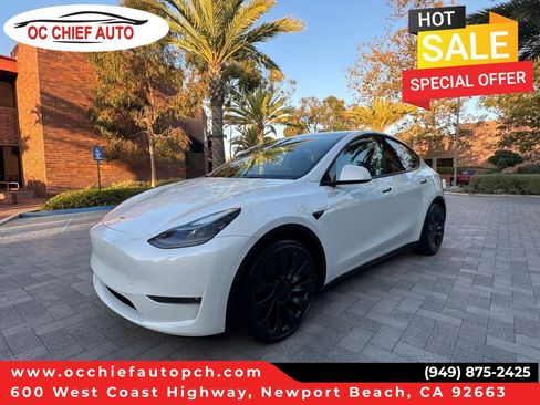 Used 2024 Tesla Model Y Performance AWD/4WD image 1