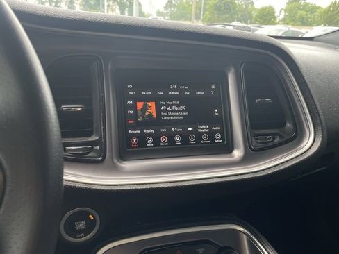 Used 2020 Dodge Challenger SXT w/ Plus Package image 13