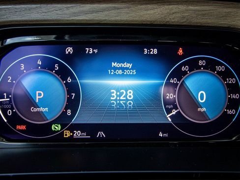 New 2026 Volkswagen Atlas SE image 3