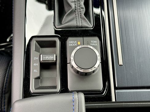 New 2026 Toyota Tundra Platinum image 32