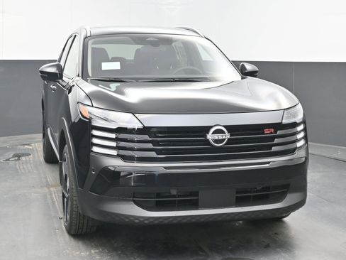 New 2026 Nissan Kicks SR w/ SR Premium Package image 2