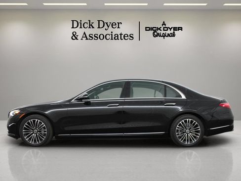 Used 2024 Mercedes-Benz S 580 4MATIC Sedan image 15