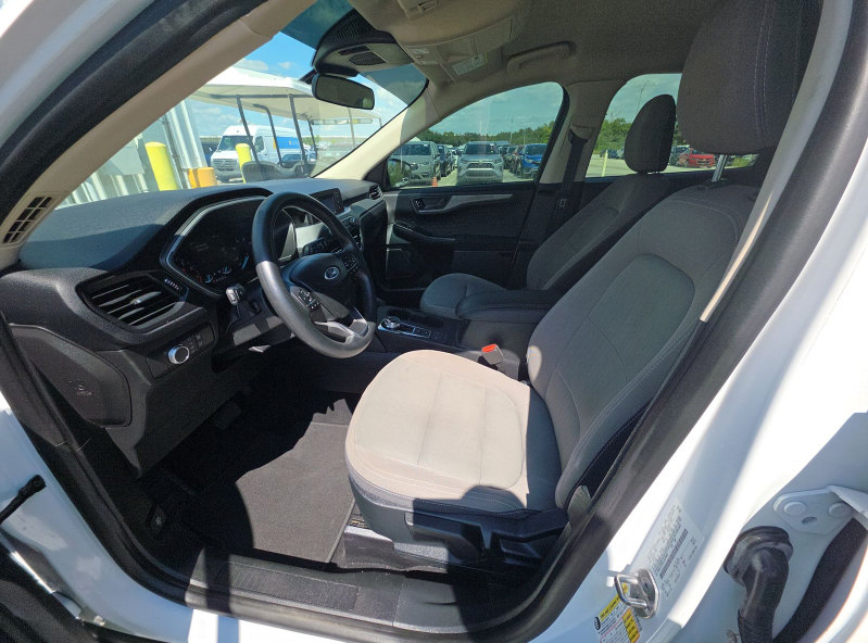 Used 2020 Ford Escape S FWD image 5