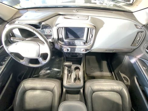 Used 2018 Chevrolet Colorado Z71 AWD/4WD image 24
