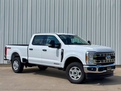 New 2026 Ford F250 XLT AWD/4WD image 8