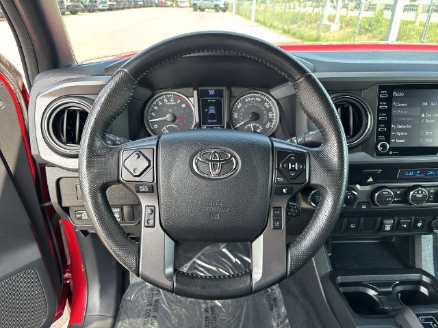 Used 2022 Toyota Tacoma TRD Off-Road AWD/4WD image 29