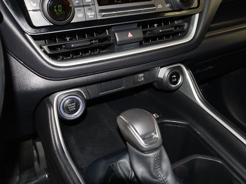 Used 2024 Toyota Grand Highlander XLE image 30