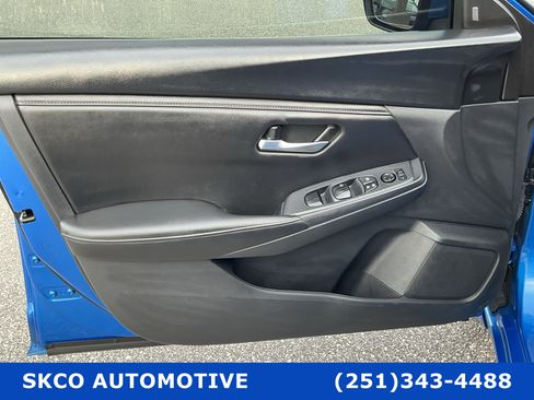 Used 2024 Nissan Sentra SV image 12