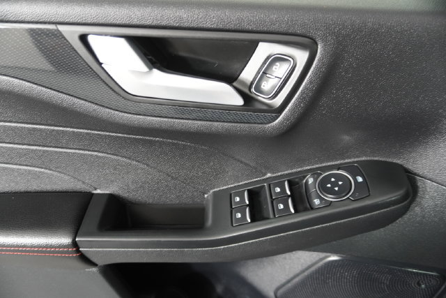 Used 2025 Ford Escape ST-Line FWD image 20