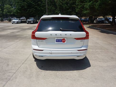 Used 2023 Volvo XC60 B5 Plus FWD image 20