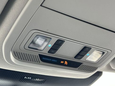 Used 2025 Ford Explorer Active w/ Active Comfort Package image 15