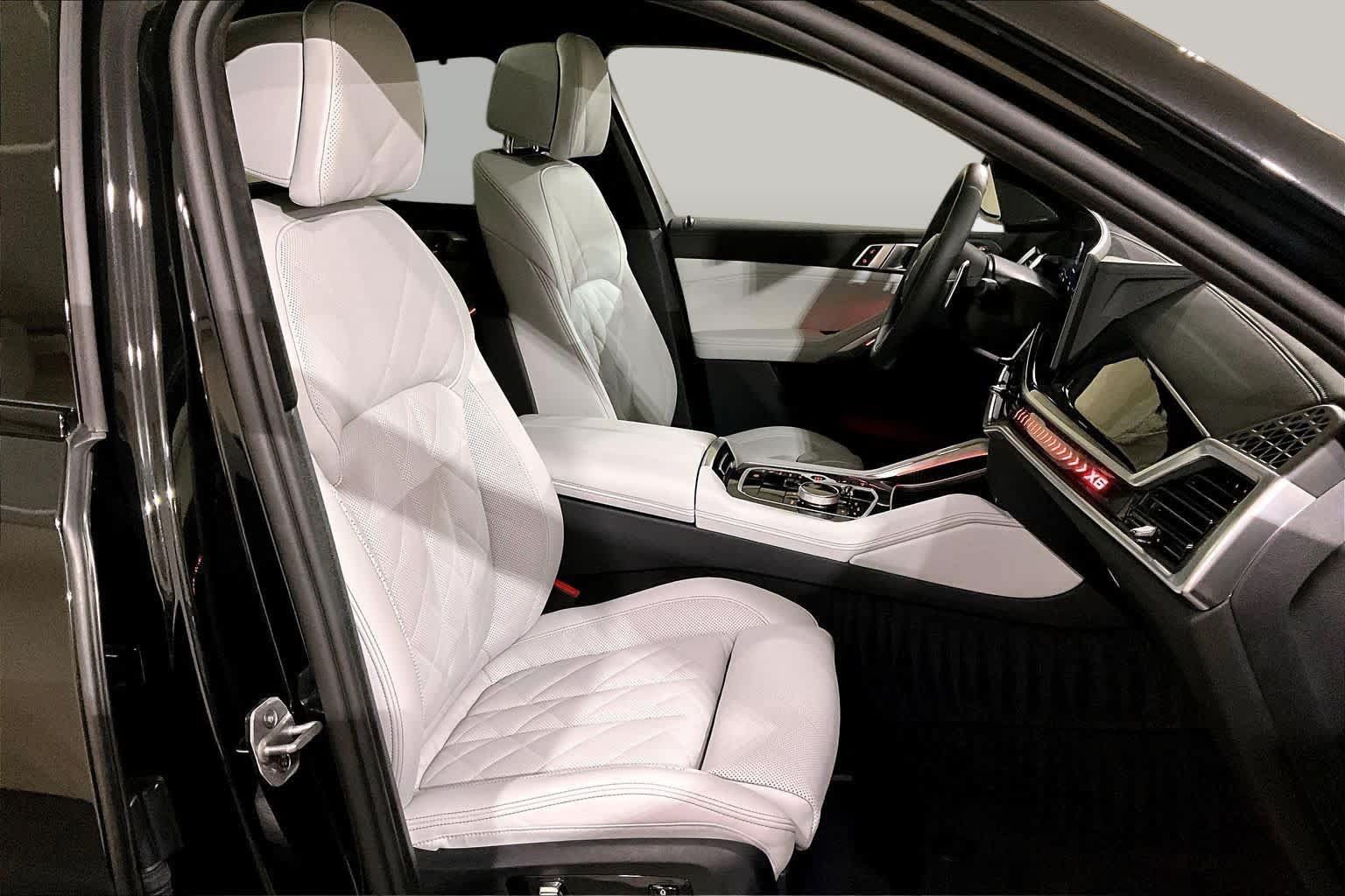 Used 2026 BMW X6 xDrive40i w/ Executive Package AWD/4WD image 7