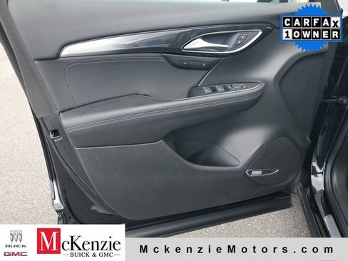 Used 2025 Buick Envision Preferred AWD/4WD image 8