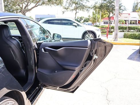 Used 2018 Tesla Model S 75D image 27