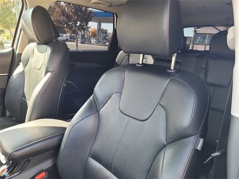 Used 2022 Kia Telluride EX image 15