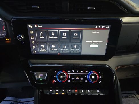 Used 2022 GMC Sierra 1500 AT4 w/ AT4 Premium Package image 15