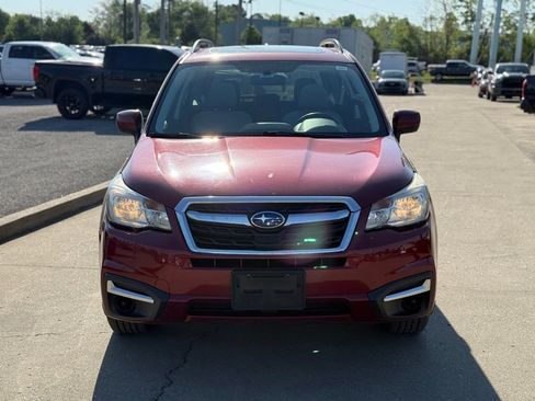 Used 2017 Subaru Forester 2.5i Premium w/ All-Weather Package image 3