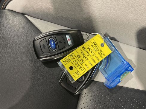 Used 2020 Subaru Crosstrek 2.0i Limited w/ Moonroof Package w/Navigation image 6