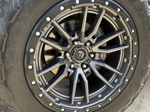 Used 2022 Chevrolet Silverado 1500 LTZ w/ LTZ Convenience Package II image 11