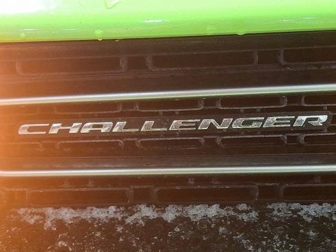 Used 2015 Dodge Challenger R/T w/ Quick Order Package 28B R/T image 30