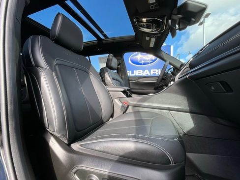 Used 2022 Jeep Grand Cherokee Overland image 12