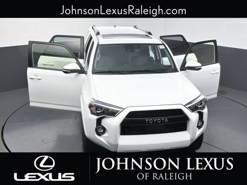 Used 2024 Toyota 4Runner SR5 Premium w/ Moonroof Package AWD/4WD image 34