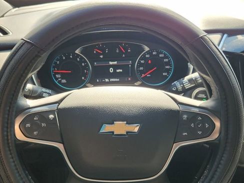 Used 2023 Chevrolet Traverse LT image 26