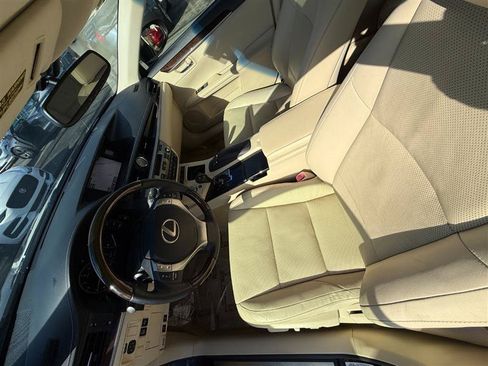 Used 2015 Lexus ES 350 w/ Luxury Package FWD image 12