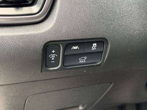 Certified 2023 Kia Sorento EX AWD/4WD image 30