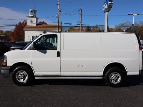 Used 2024 Chevrolet Express 2500 w/ Driver Convenience Package image 13