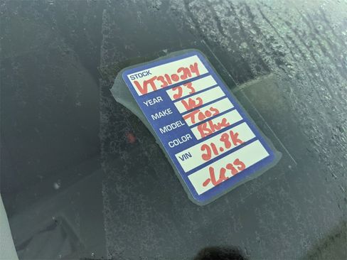 Certified 2023 Volkswagen Taos SE image 9