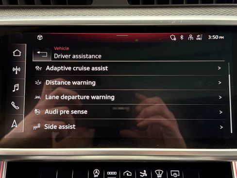 Used 2021 Audi RS 7 Sportback w/ Carbon Optic Package image 38