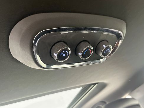 Used 2018 Dodge Durango GT w/ Premium Group image 27