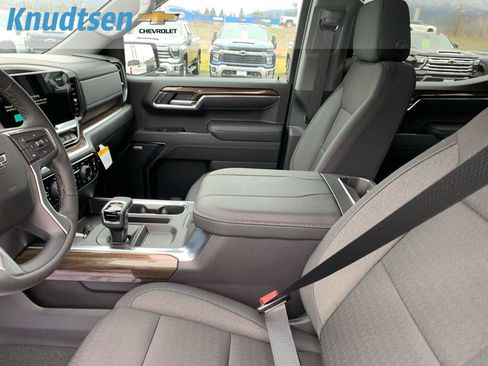 Used 2026 Chevrolet Silverado 1500 RST AWD/4WD image 19