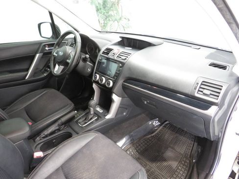 Used 2018 Subaru Forester 2.5i Premium AWD/4WD image 9