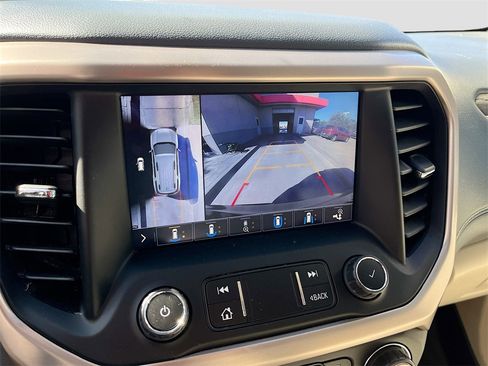 Used 2020 GMC Acadia Denali w/ Technology Package image 13