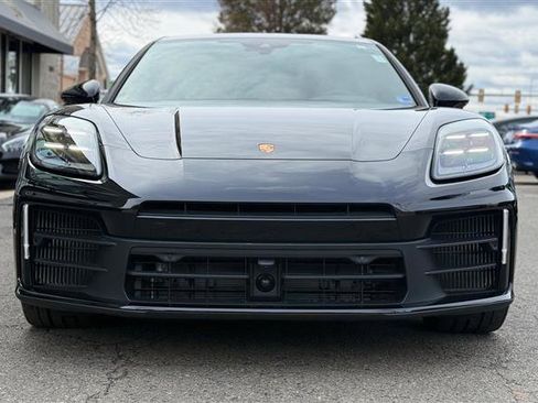 Used 2025 Porsche Panamera 4 w/ Premium Package image 8