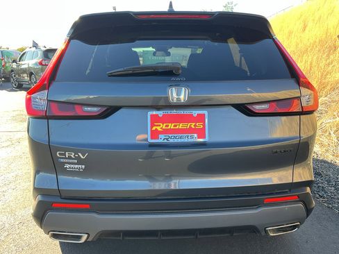 Used 2024 Honda CR-V Sport image 8
