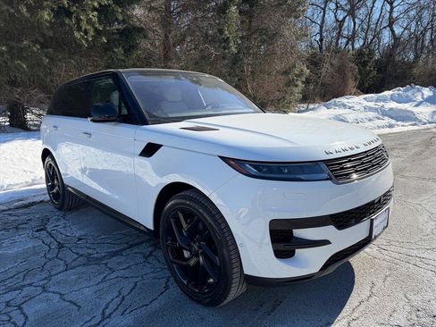 Used 2023 Land Rover Range Rover Sport SE image 5