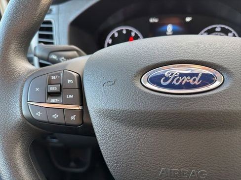 New 2025 Ford Transit 250 148 Medium Roof image 15