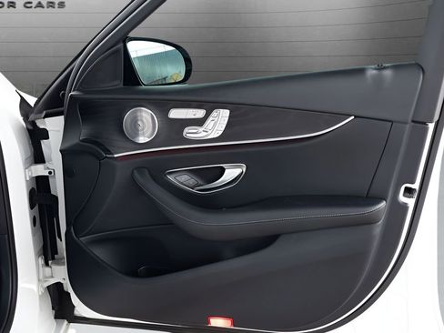 Used 2020 Mercedes-Benz E 350 Sedan image 74